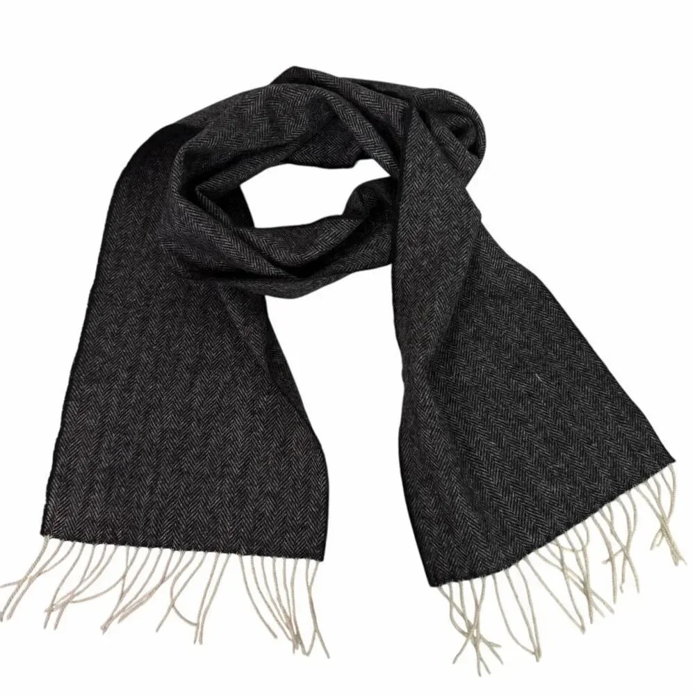 Biddy Murphy Lambswool Scarf Gray Black Herringbone Ireland NEW